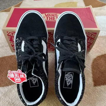VANS 블랙 스팽글 스니커즈