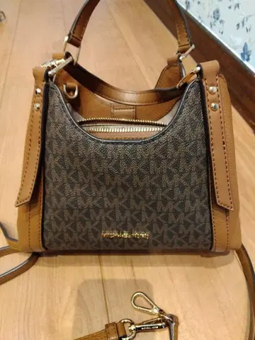 MICHEAL KOR 마이클코어스 숄더백 핸드백