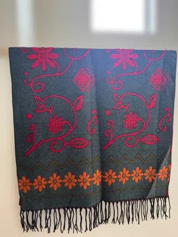 [ 미사용 ] Desigual 꽃무늬 스톨 니트 판초