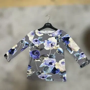 blugirl 꽃무늬 오부 소매 상의 그레이