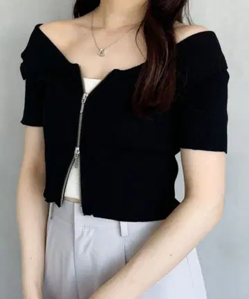 Heather 오프숄더 ZIP 니트 가디건 (반팔)