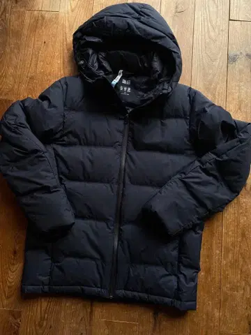 유니클로 다운 자켓 남성용 S 블랙 네이비 발수 방풍