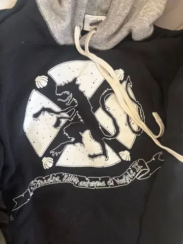 가정교사 히트맨 REBORN! 바리아 후드티