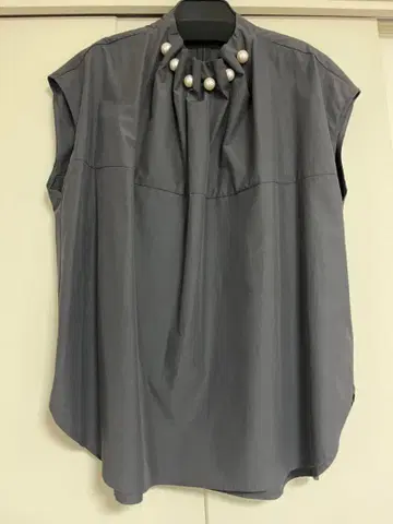 정가 13,200엔 슬리브리스 셔츠 38