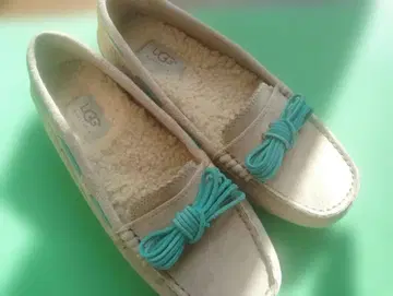 모카신 베이지/터콰이즈 (박스 없음)