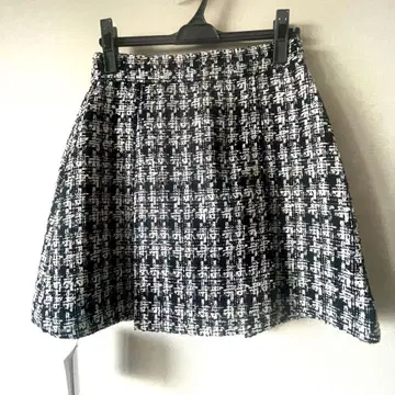 리랜드트루 트위드 체크 스커트