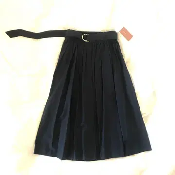 미사용 새상품 Doux archives 미디엄 기장 개더 스커트 S