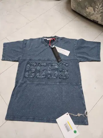 GCDS T셔츠 로고 새상품 미사용품 택 포함