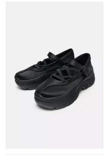 ZARA 스니커즈 블랙