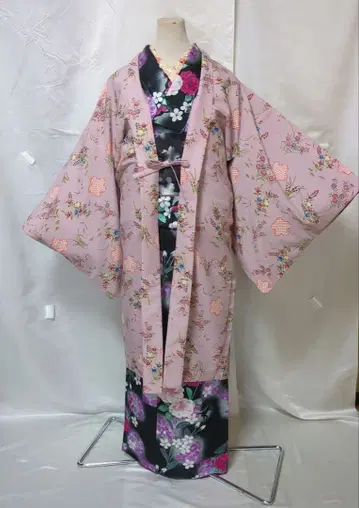 긴 겉옷 워셔블 타입 핑크 계열 꽃무늬