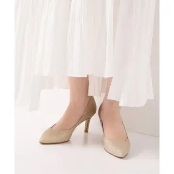 르 탈론 글리터 펌프스