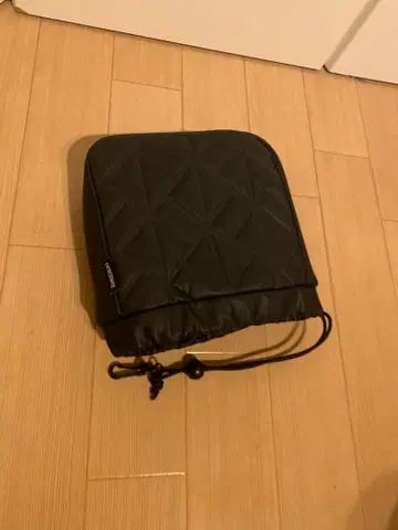 DESCENTE 블랙 아이언용 골프헤드커버