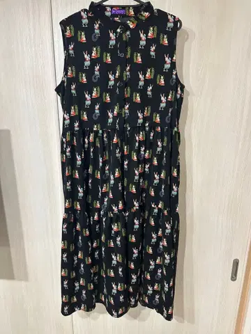 엑시즈팜 토끼 패턴 티어드 원피스 앨리스