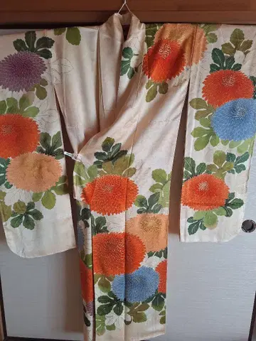 후리소데 국화 패턴 기모노 포멀