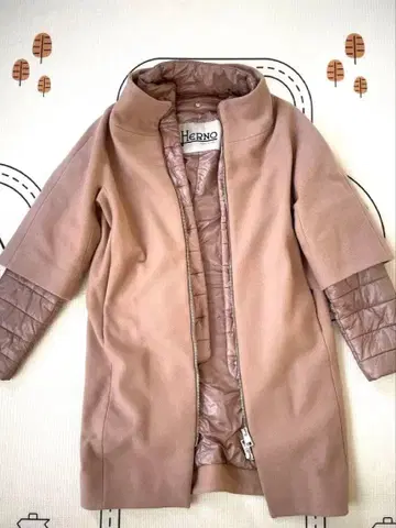 [ 새상품급 레어 컬러 ] Herno 베이지 다운 자켓