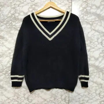 SonnyLabel V넥 니트 스웨터 캐주얼