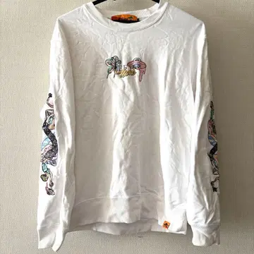 [ LEFT ALONE ] 사이드 자수 맨투맨