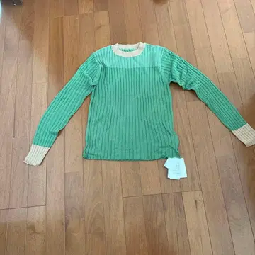 Kittle 그린 리브 긴팔 니트