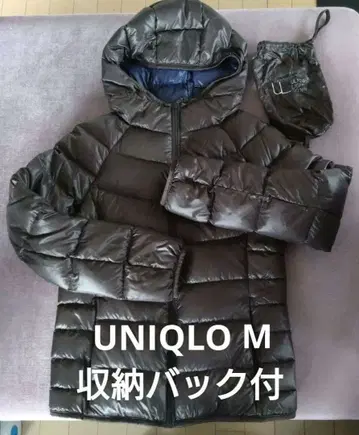 유니클로 후드 수납백 포함 울트라 라이트 다운 자켓 다크 브라운 M