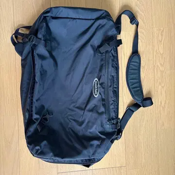 3가지 방식으로 사용할 수 있는 토트, 숄더, 백팩