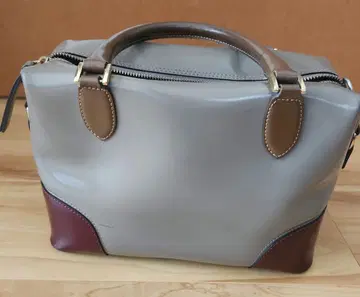 그레이/버건디 핸드백