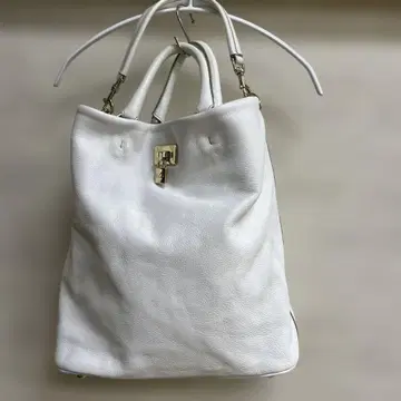 돌체앤가바나 화이트 토트백 컨디션 최상