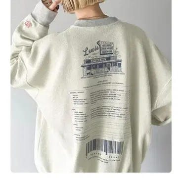 로고 긴팔 프린트 트레이닝복