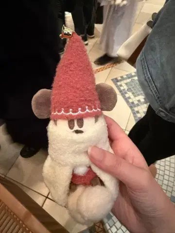 릴린린 인형 배지 빨간색 1