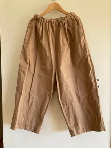 고쉬 베이지 캐주얼 팬츠 허리밴딩