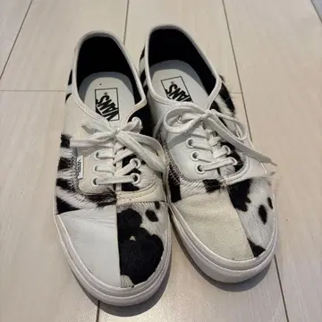 VANS 애너하임 오센틱 송치 크레이지 패턴