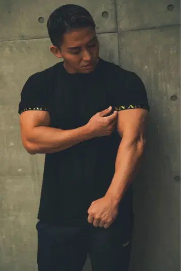 [ 완판템 ] XENO 블랙 T셔츠 소매 로고