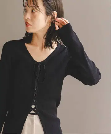 [ 택 포함 새상품 ] Noble 레이스업 리브 니트 블랙