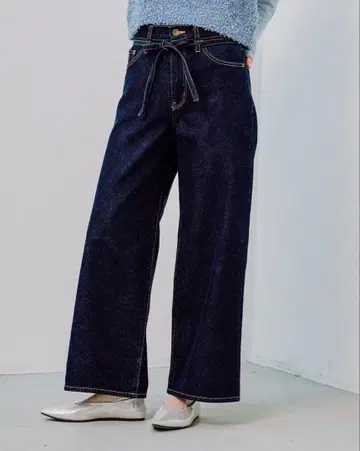 렙심 벨트 포함 스트레이트 데님 네이비