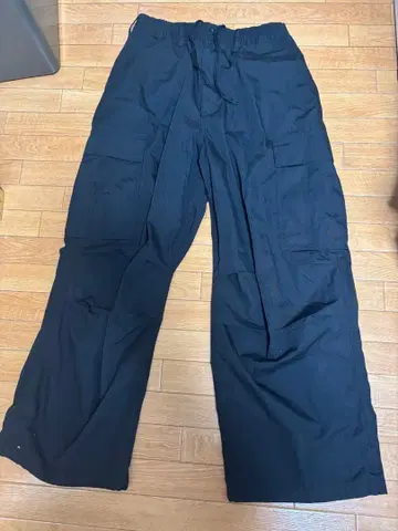 블랙 카고 팬츠 허리 조절 가능