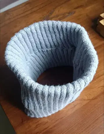 그레이 니트 헤어밴드 리브