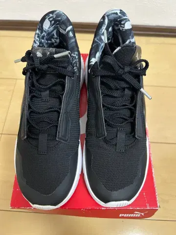 PUMA 블랙스니커즈 22.5cm