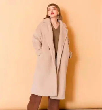 오즈모시스 보아 롱 코트