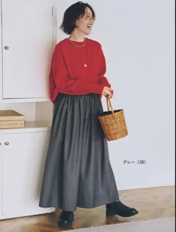 [ 후쿠다 마코토 씨 콜라보 ] [ 세탁 가능 ] 홀가먼트 크루넥 스웨터