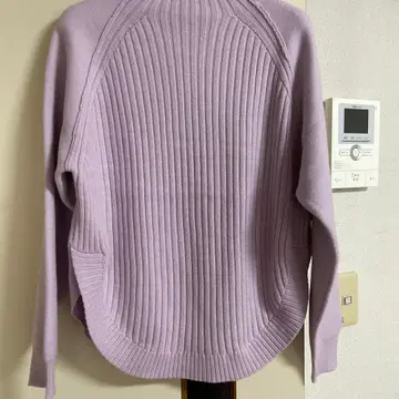 비비안 탐 라벤더 긴팔 니트 스웨터 사이즈 38