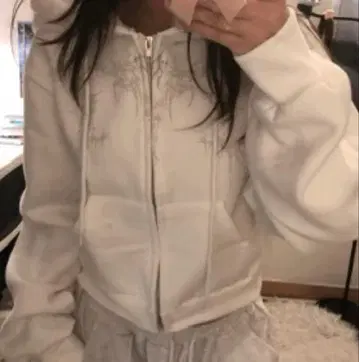 amood 아무드 크롭 지퍼 후드티 화이트 속기모