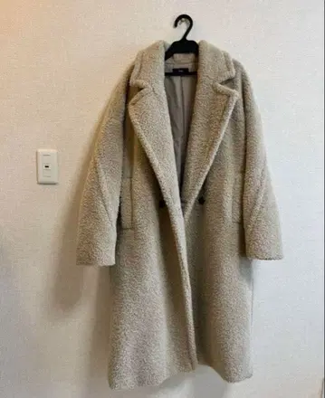 오즈모시스 보아 롱 코트