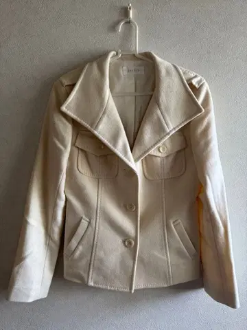 아이보리 테일러드 자켓 사이즈 3