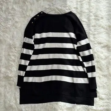 SLOBE IENA 오버 사이즈 보더 니트 골드 버튼 빅 사이즈