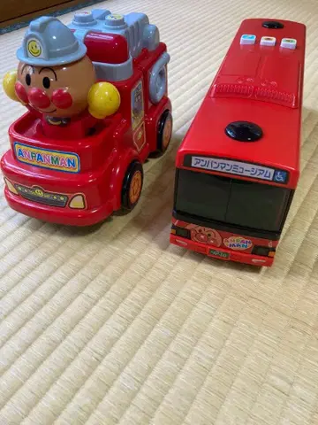 호빵맨 버스 소방차 세트