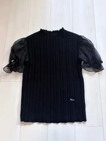 [ 르네 * 퍼프 슬리브 니트 ]