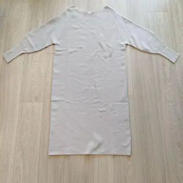 자유구 S 홀가먼트 니트 원피스