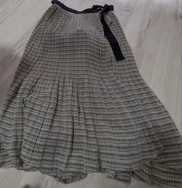 스나이델 플리츠 랩 스커트 쇼팬츠