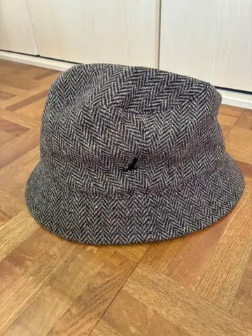 뮬바우어 헤링본 패턴 버킷햇