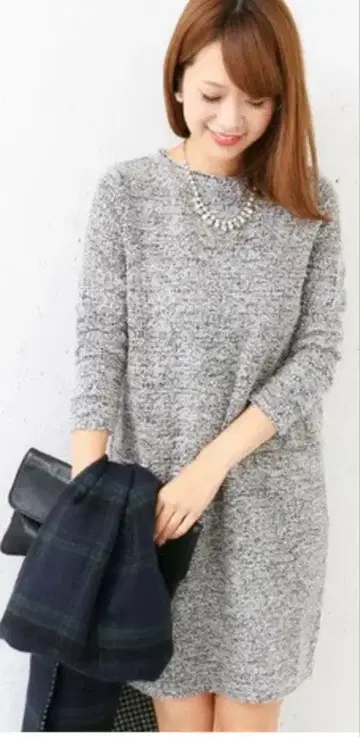 그레이 긴팔 니트 원피스