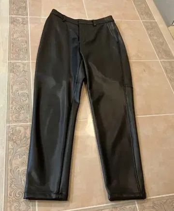 인조 가죽 팬츠